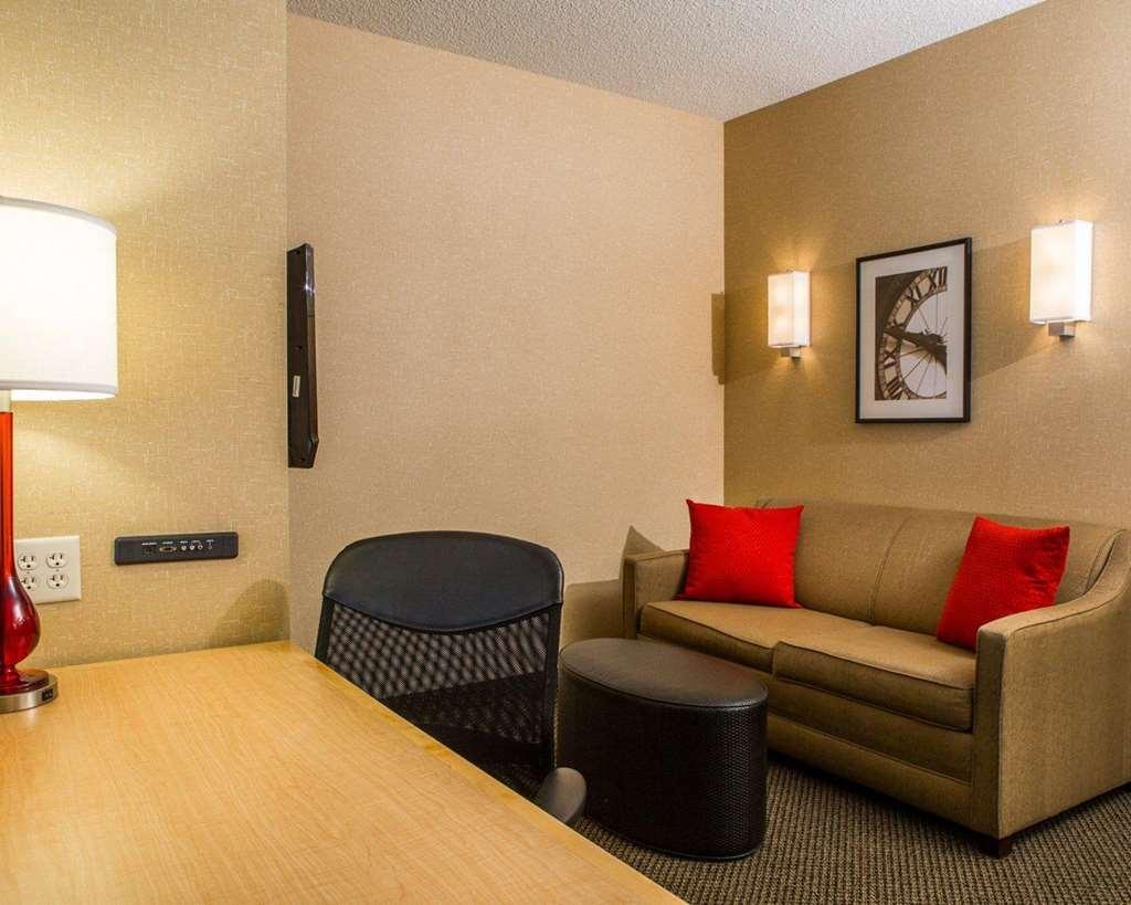 Cambria Hotel Traverse City Rom bilde