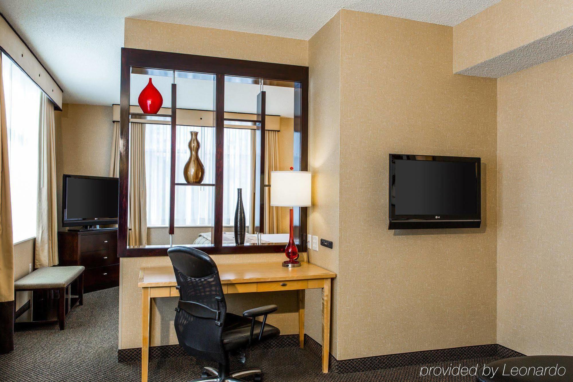 Cambria Hotel Traverse City Eksteriør bilde