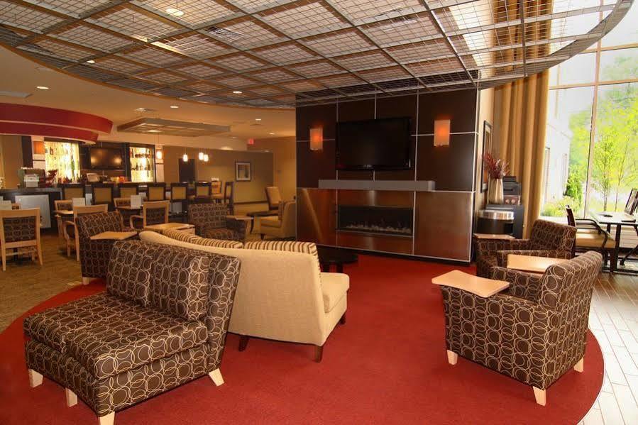 Cambria Hotel Traverse City Eksteriør bilde